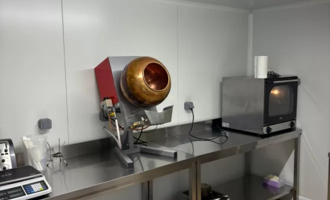 Installation électrique complète et éclairage pour un laboratoire industriel à Orthez